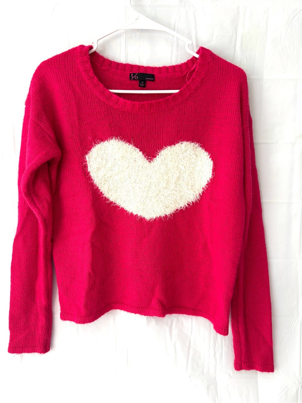 NWOT t/o Sweaters Pink Miracle Heart Crewneck Sweater SZ M